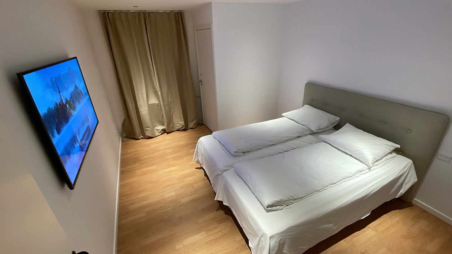 Maison Nord, 6 min from the Airport & Sleep 6
